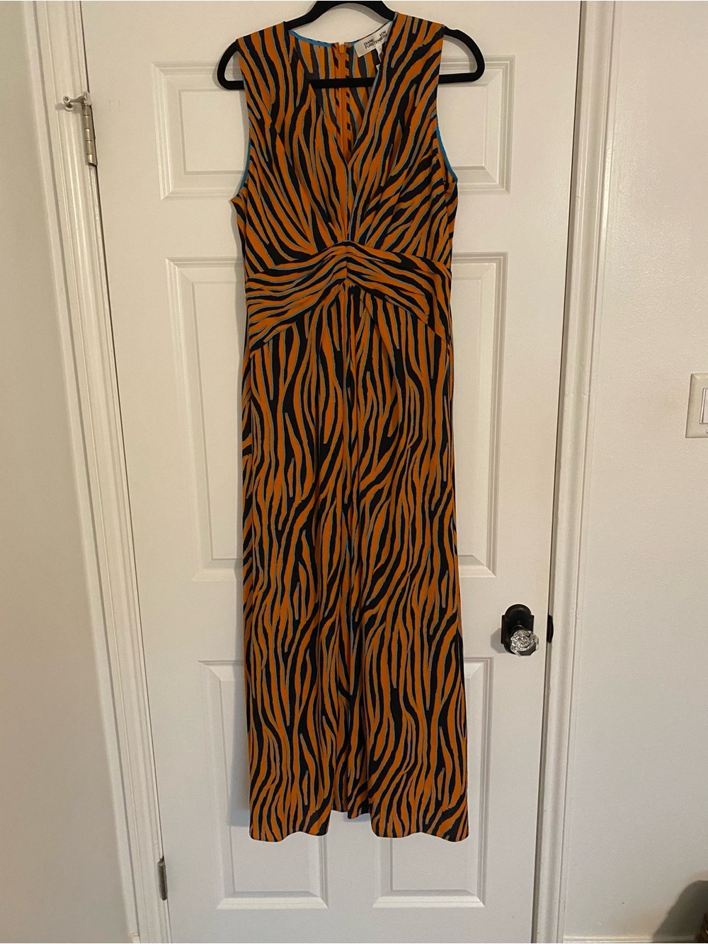 DVF Sleeveless Tiger-Stripe Maxi Dress in Orange and Black NWT Size 12